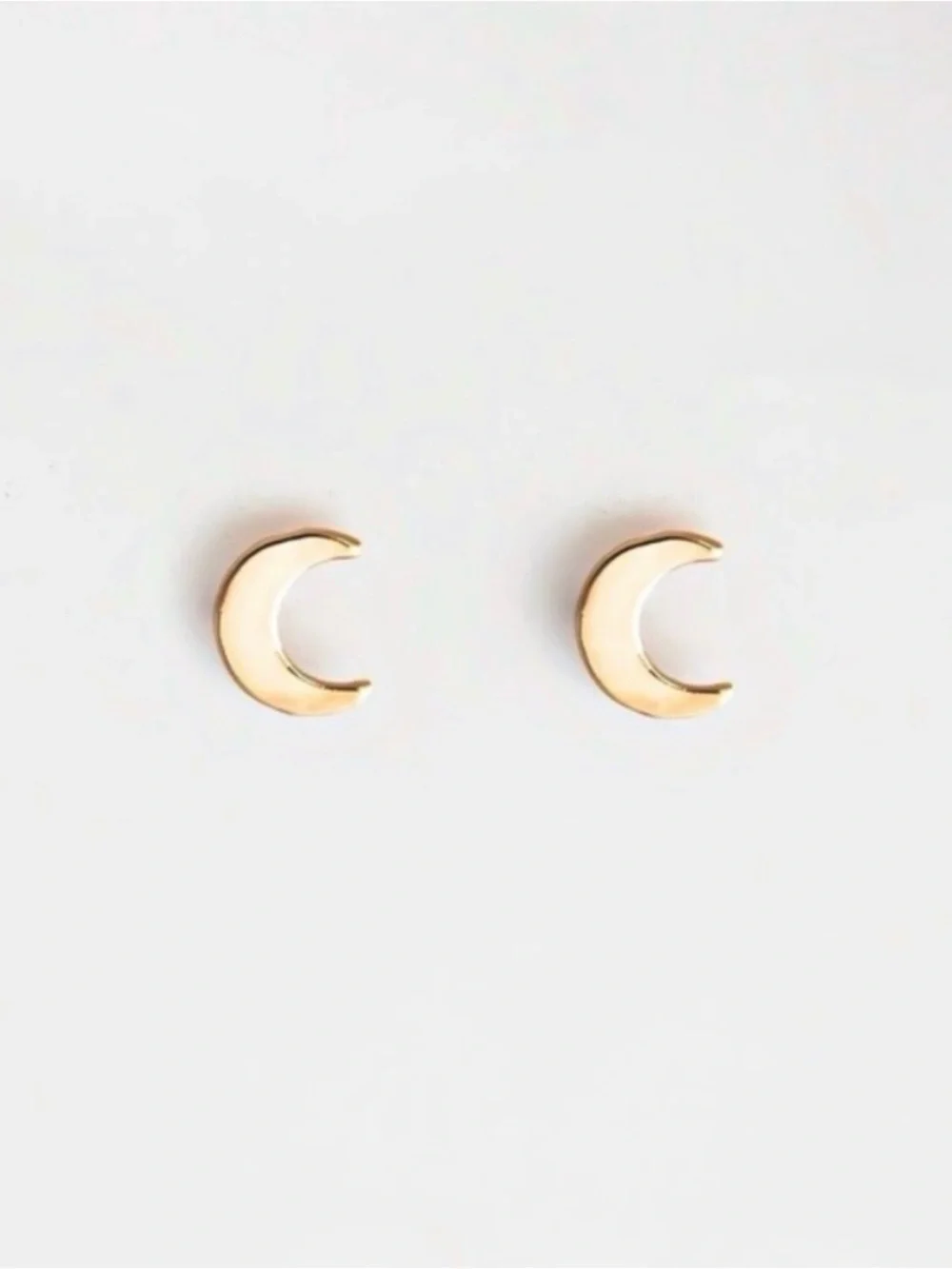 N/A dainty crescent
